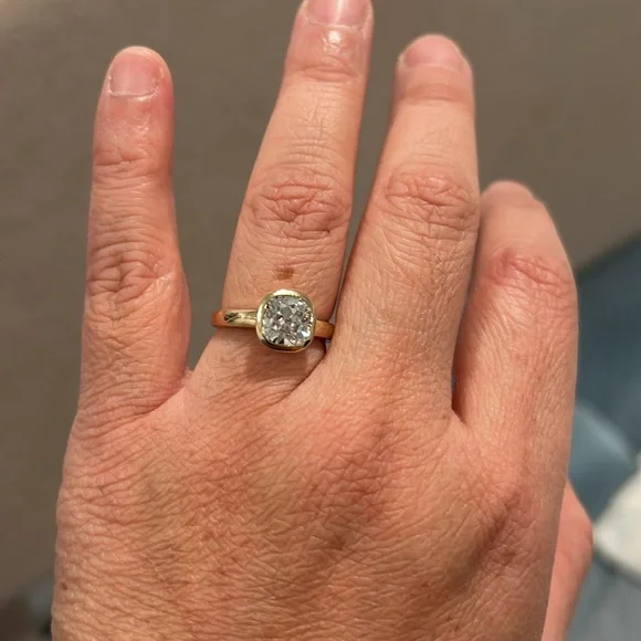 2 carat cushion cut diamond 14k solid - Picture 3 of 11